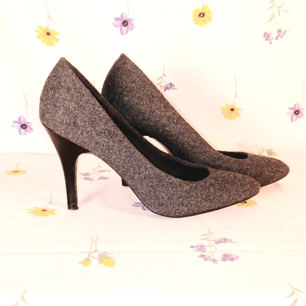 Gray Wool Pumps